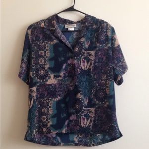 Short sleeve button up